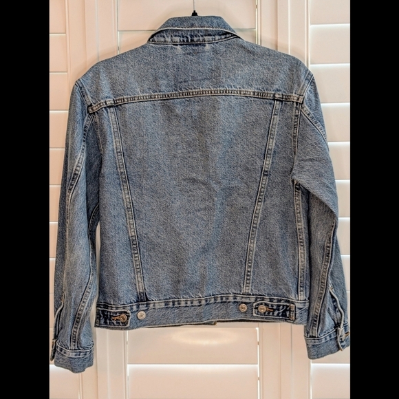 Levi's Ex-Boyfriend Trucker Jacket - Picture 9 of 13